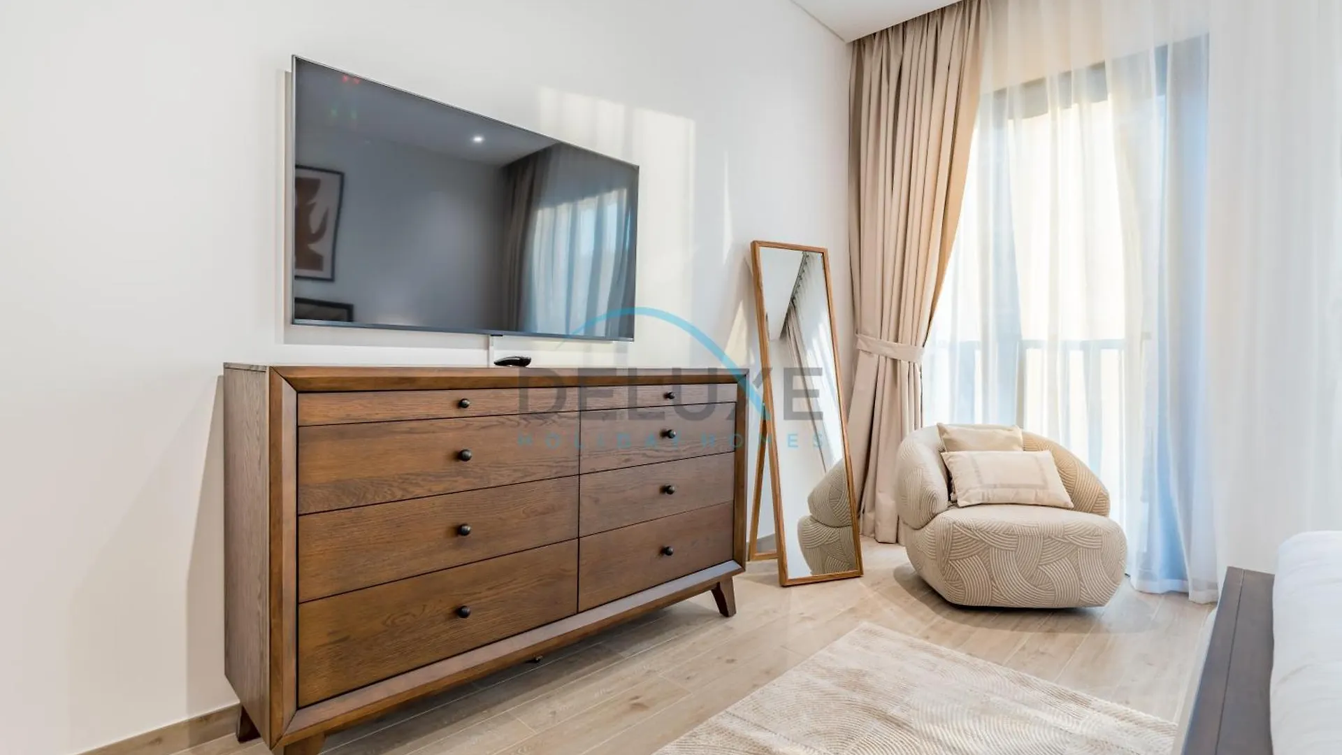 Apartment Chic 2Br In Central Park Building 1, Al Wasl By Deluxe Holiday Homes Dubai