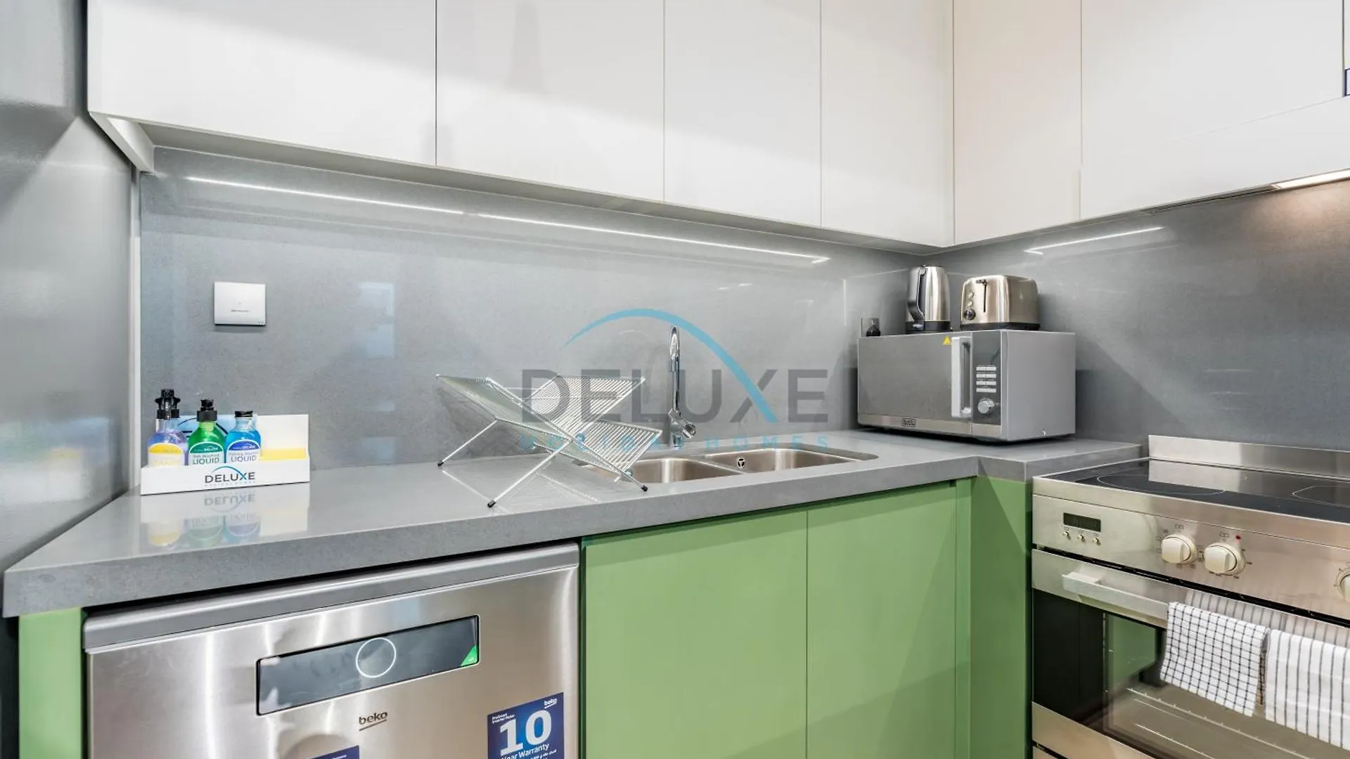 Chic 2Br In Central Park Building 1, Al Wasl By Deluxe Holiday Homes Dubai Apartment