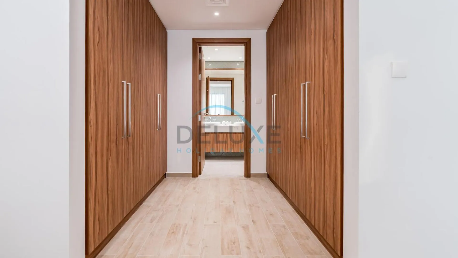 Chic 2Br In Central Park Building 1, Al Wasl By Deluxe Holiday Homes Dubai 0*,  United Arab Emirates