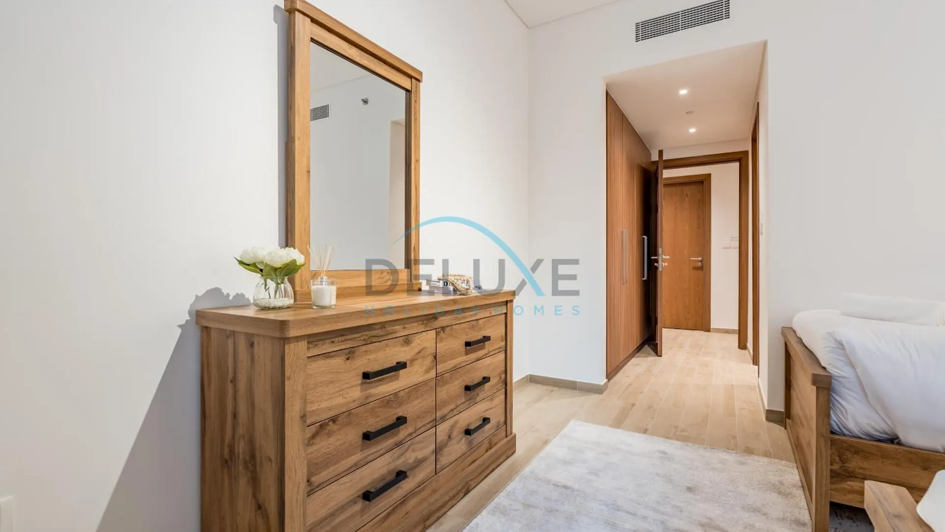 Apartment Chic 2Br In Central Park Building 1, Al Wasl By Deluxe Holiday Homes Dubai