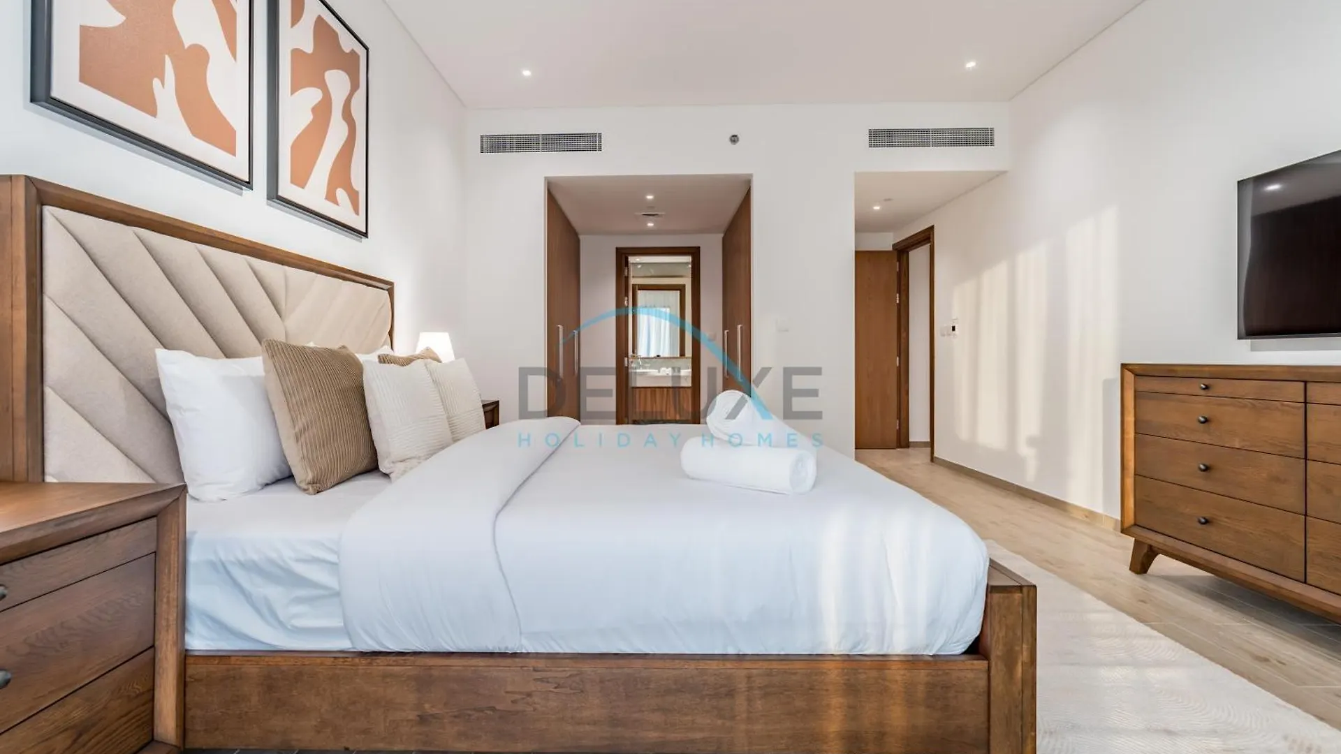 Chic 2Br In Central Park Building 1, Al Wasl By Deluxe Holiday Homes Dubai